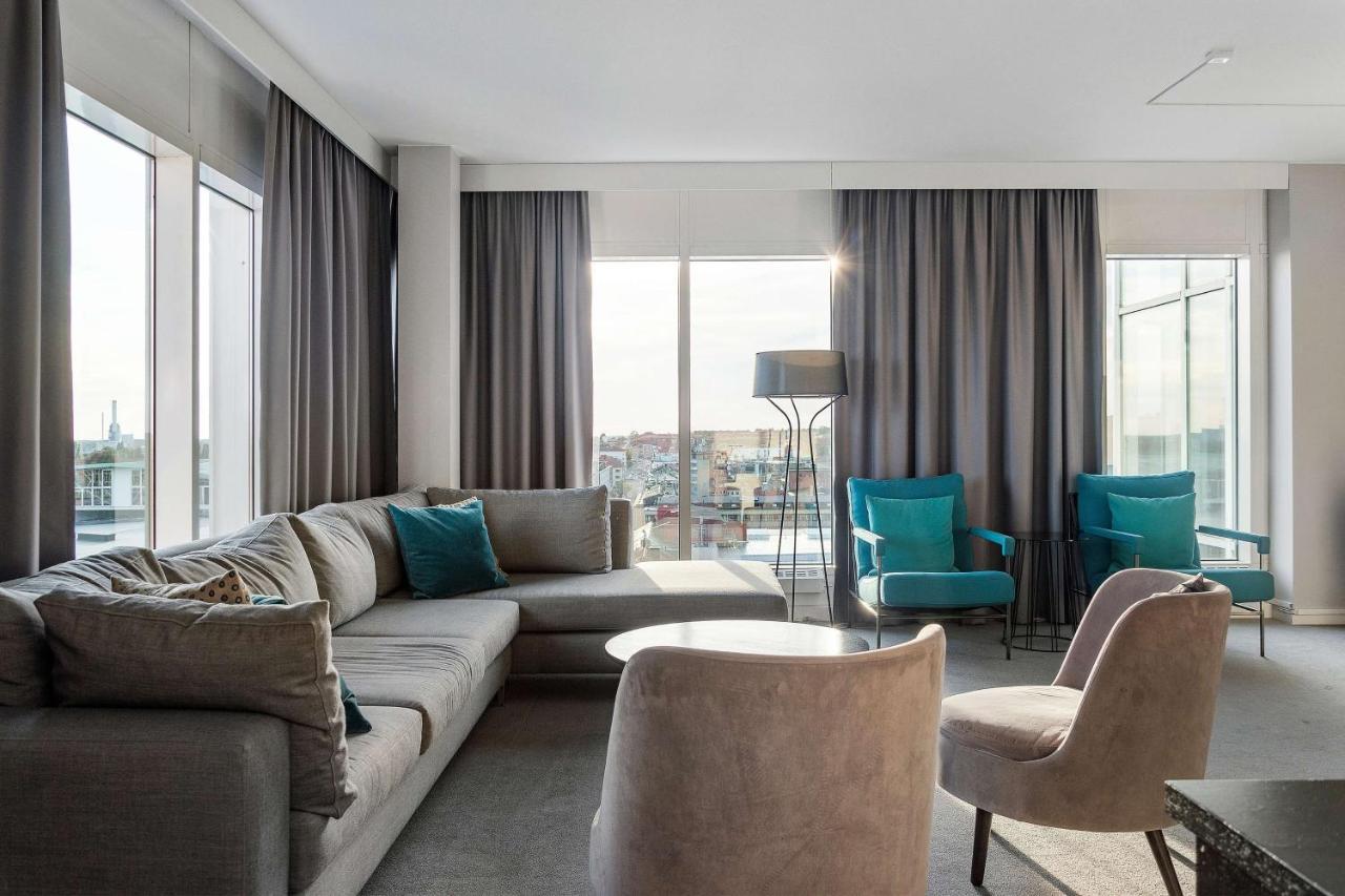 Best Western Plus Hotel Plaza Вестерос Экстерьер фото