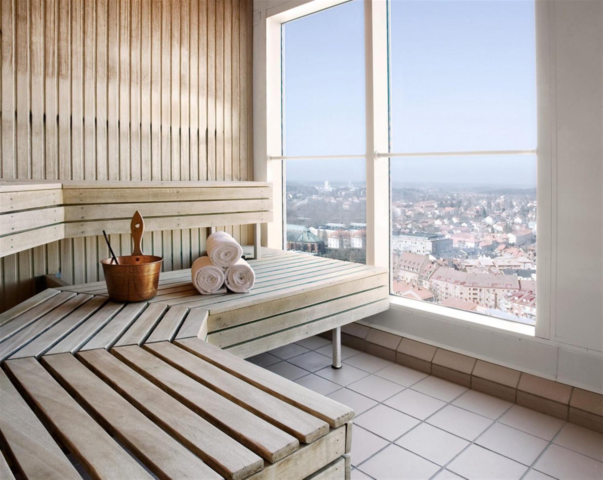 Best Western Plus Hotel Plaza Вестерос Экстерьер фото